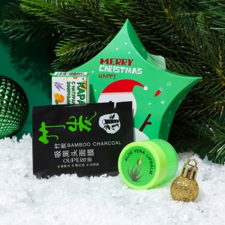 Gift New Year set No. 3: Inhaler, lip balm and face mask
