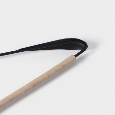 Shoulders - clothes hanger with reinforced shoulders Ladoom Laconique, 42 × 24 × 3.2 cm, black color is black-3