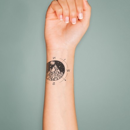Tattoo on the body black "compass" 6x6 cm-2