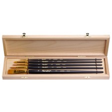 A set of brushes for the artist is 5 pieces, synthetics, ROBLOFF No. 3, Round: No.: 1, 4, 6; Flat: No. 7, 18