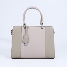 Lightning tout bag, outer pocket, long belt, gray-beige color