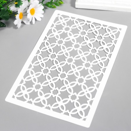 Plastic stencil "Pitter" 24x16 cm-1