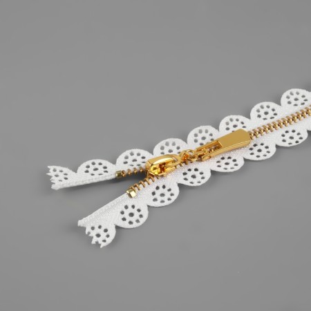 Metal zipper, No. 3, non -proceeding, automatic lock, 30 cm, white/gold color-1