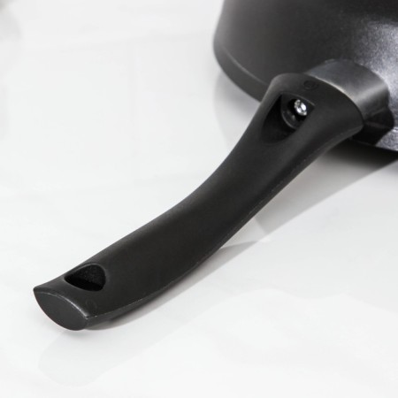 The “Tradition” pan, D = 28 cm, plastic handle, anti -stick coating, black color-4