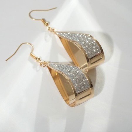 Earrings with rhinestones "wave" arc, white color in gold-1