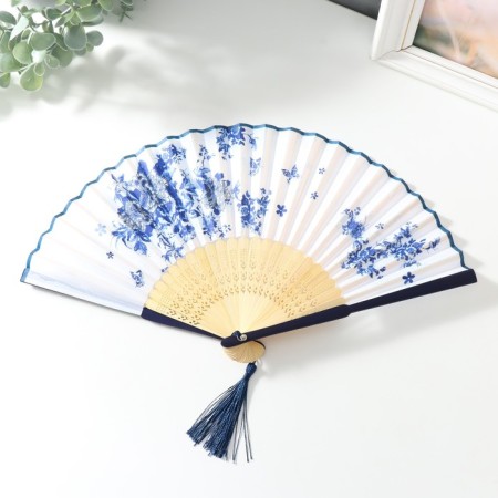 Fan wood, textile h = 21 cm "Flowerers and butterflies" white, with a brush