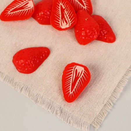 Fliper "Strawberry slice" 4x3cm (packing 20 pcs)