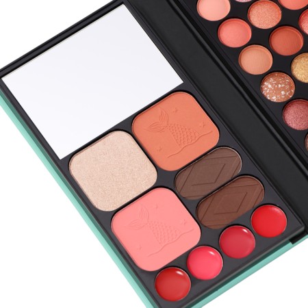 A set of decorative cosmetics (highlighter, shadows for eyebrows, blush, glitter, eye shadow)-3