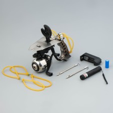 Fishing hornet, 2 harnesses, 2 arrows, with a laser target designator