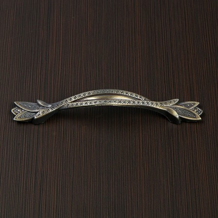 Tundra handle PC178, m/o 96 mm, bronze color-2