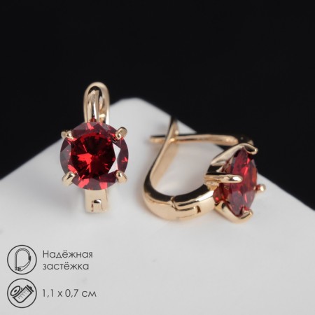 Earrings with bloom rhinestones, red color in gold