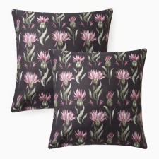 A set of pillowcases 