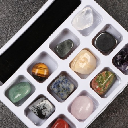 Collection of minerals, 12pcs-1