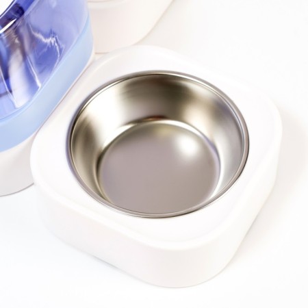 Auto feeder with a removable lid, a container of 1.8 liters, purple-2