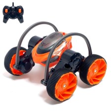 Radio-controlled car-controlled machine, works on the battery, the color of the orange
