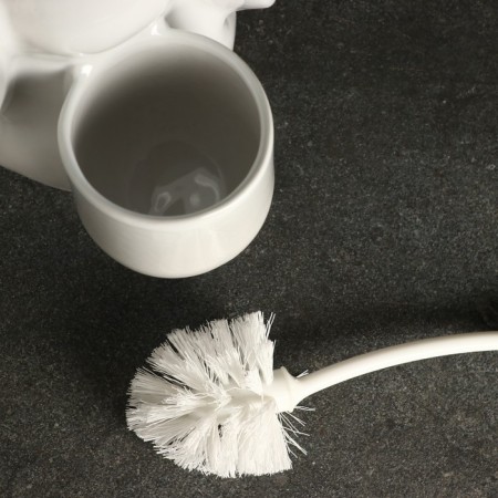 Stand under the ruff "elephant", with a brush-3