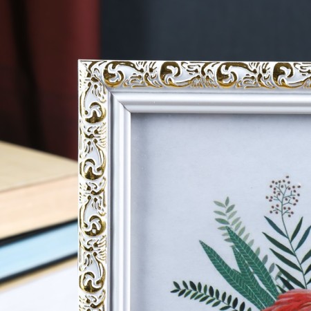 Photo frame plastic 15x20 cm "Valentine" white with a gold drawing 23x18 cm-2