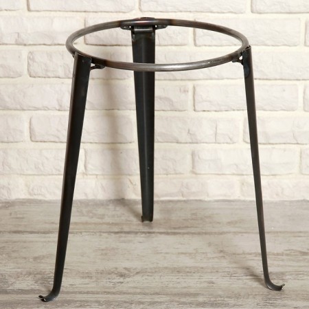A tripod for cauldron 4.5 l, diameter 295 mm, 20 x 38 x 38 cm