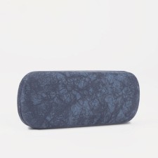 Case for glasses on the cracker, the color is blue