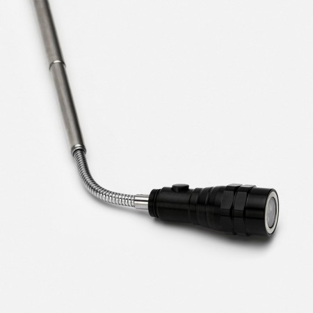 Telescopic lamp with a magnet, LR44 4 pcs, 3 diodes of 0.5 W, 56.5 cm-2