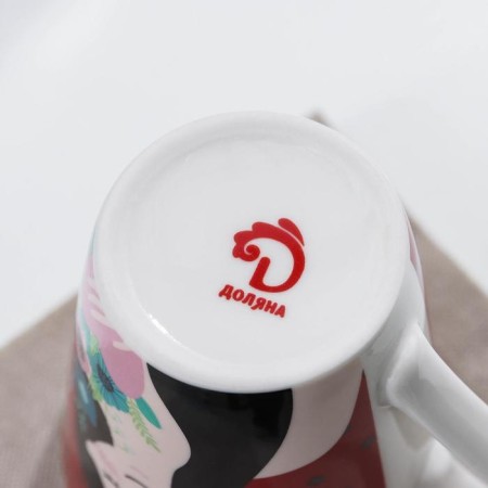 Porcelain shade "Girl", 320 ml-3