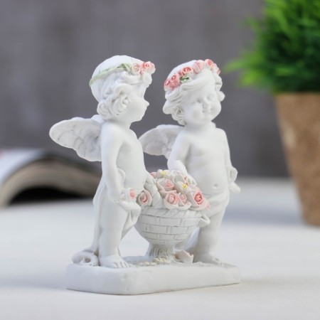 Polystone souvenir "Snowty angels in pink wreaths with roses basket" 9x9x3.5 cm-1
