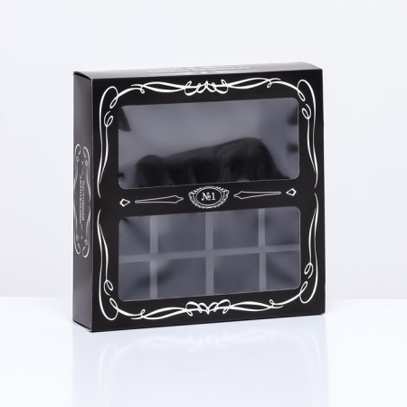 Box for 8 sweets + chocolate, with a window, "real man" 17.7 x 17.8 x 3.8 cm