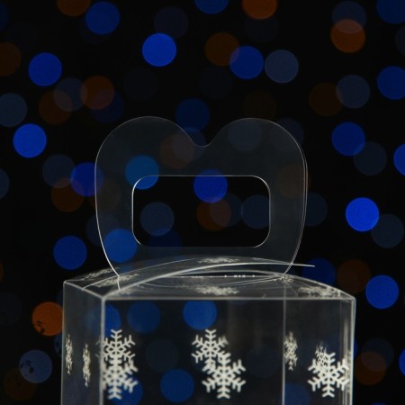New Year. Box gift New Year's folding PVC "Snowflakes" 6 x 6 x 10 cm.-2