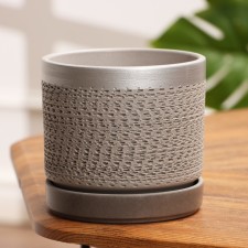 Flower pot 