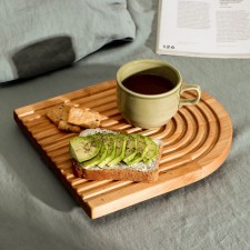 Defense board for feeding and serving ADELICA, 25 × 22 × 1.8 cm, birch