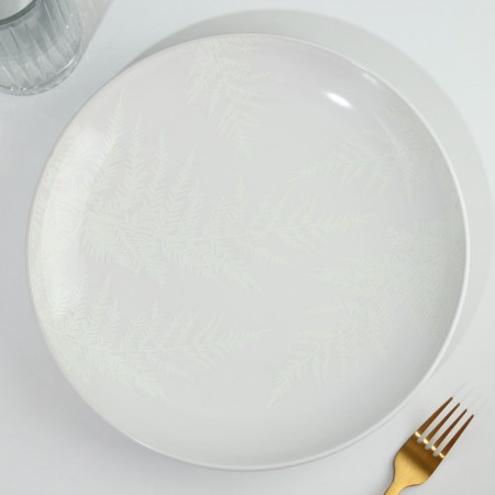 Ceramic plate "Fern", 25.5 cm, white color-2