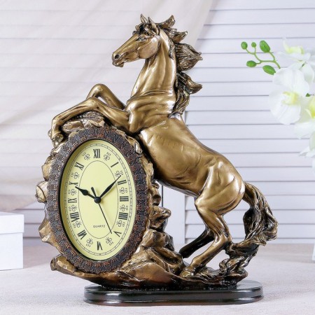Table Kamin's watch "Horse", 40 x 31 x 15 cm, gold