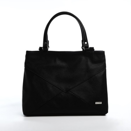 Salome bag is on lightning, the color is black