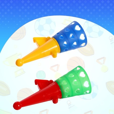 The game “Throw it. Duel ", 2 cones, 2 balls-9