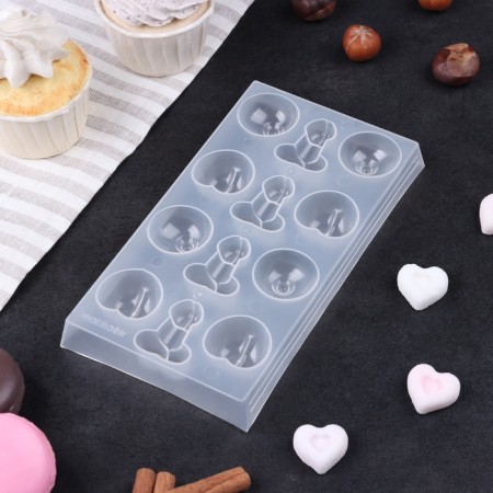 Form for ice and confectionery jewelry "18+", 3 figures, 15 x 7 cm, transparent-1