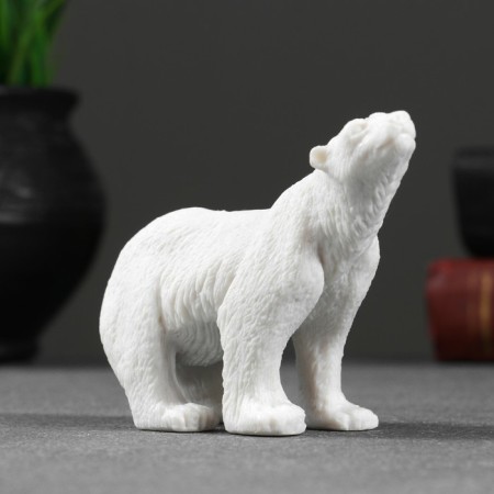 Figure "Bear White No. 1" 7.5x10.5cm