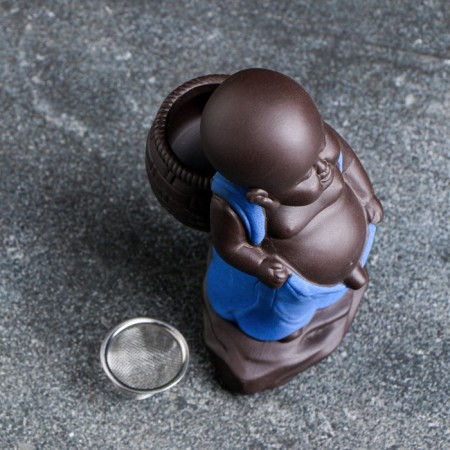 Figure "Pissing Boy" 16x8cm-9