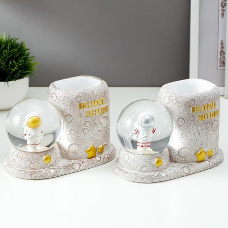 Souvenir Polystone Water Ball Light/For MELLS "Astronaut" D = 8 cm Mix 11.4x16.8x9 cm-8