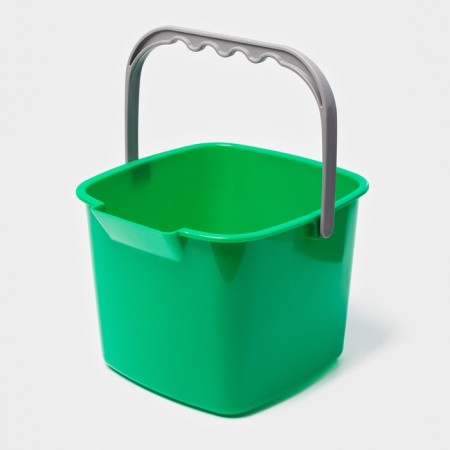 A cleaning bucket, 7.5 l, 25.2 × 25.5 × 19 cm, green