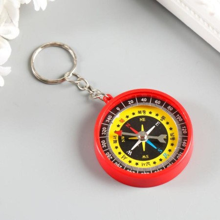 A keychain with a compass Round mix 4.5x4.5x1 cm-3