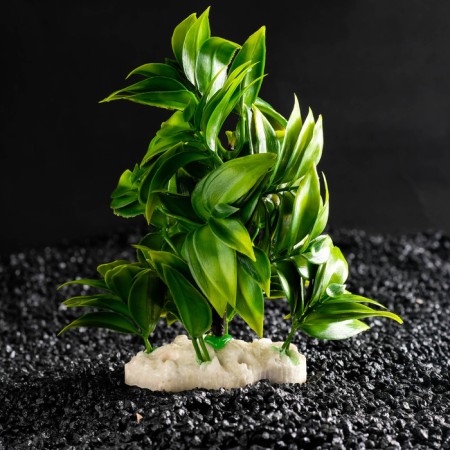 Artificial aquarium plant, 12.5 x 10 x 14 cm