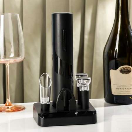 Opra Black Bar Set, 5 items: electric corrugation, drip, cork, knife for cutting foil