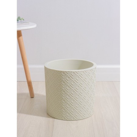 Kashpo for flowers with an insert “Etna”, 9.5 l, d = 28 cm, h = 27 cm, white color