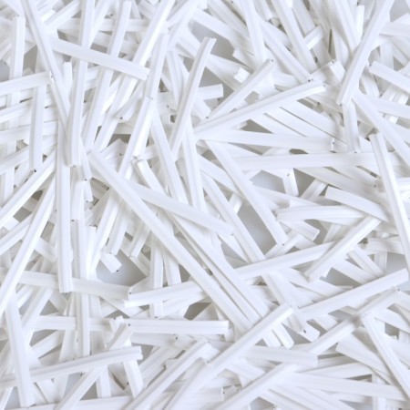 Twist knent in a cut, white, 5 cm-1