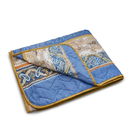 The blanket is a lifted blanket, size 172x205 cm, color mix, fireber