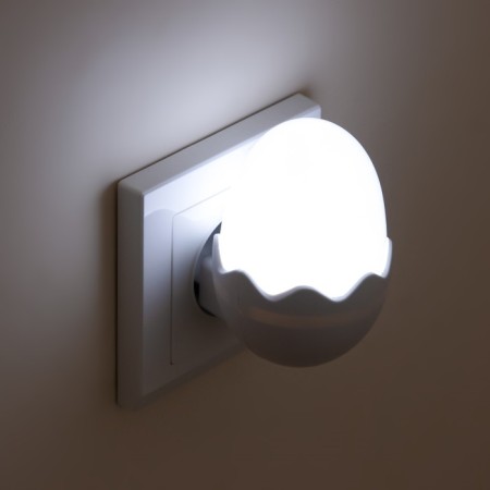 Nightmare "Mila" led white 6x9x8.5 cm-5