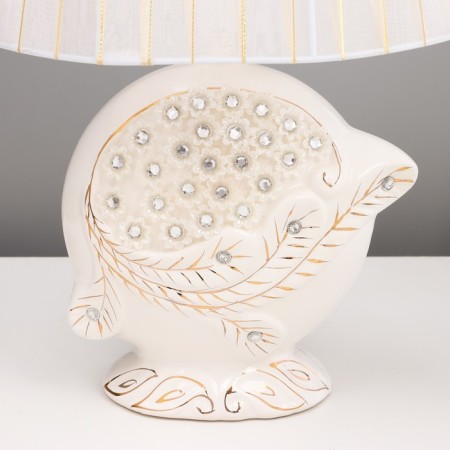 The table lamp "Novel" E14 40W is white 28x40 cm Risalux-4