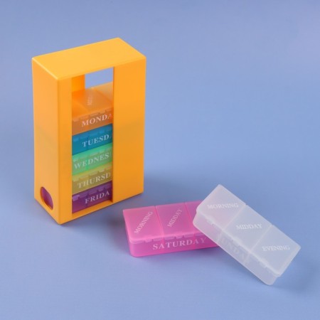 Air man - an organizer "Week", English letters, 14.2 × 8.5 × 4.7 cm, 7 containers of 3 sections, multi -colored-4
