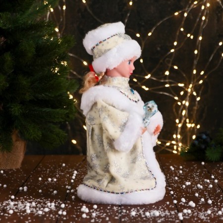 Snow Maiden "Crystal, beige" moves, 28 cm-1
