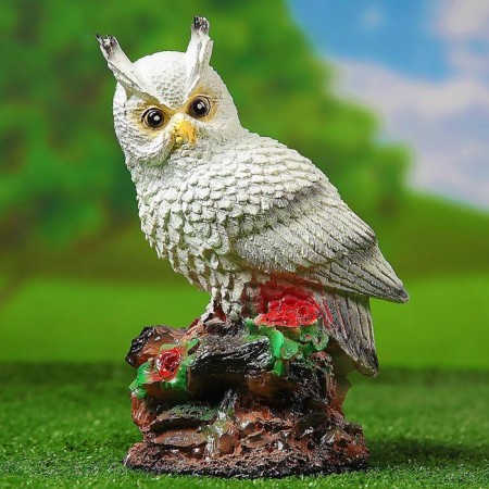 Garden figure "Owl with a bouquet of roses" White, 26cm